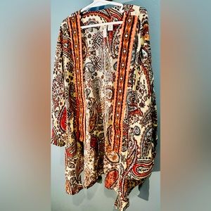 EST 1946 Small kimono embroidered, very pretty!